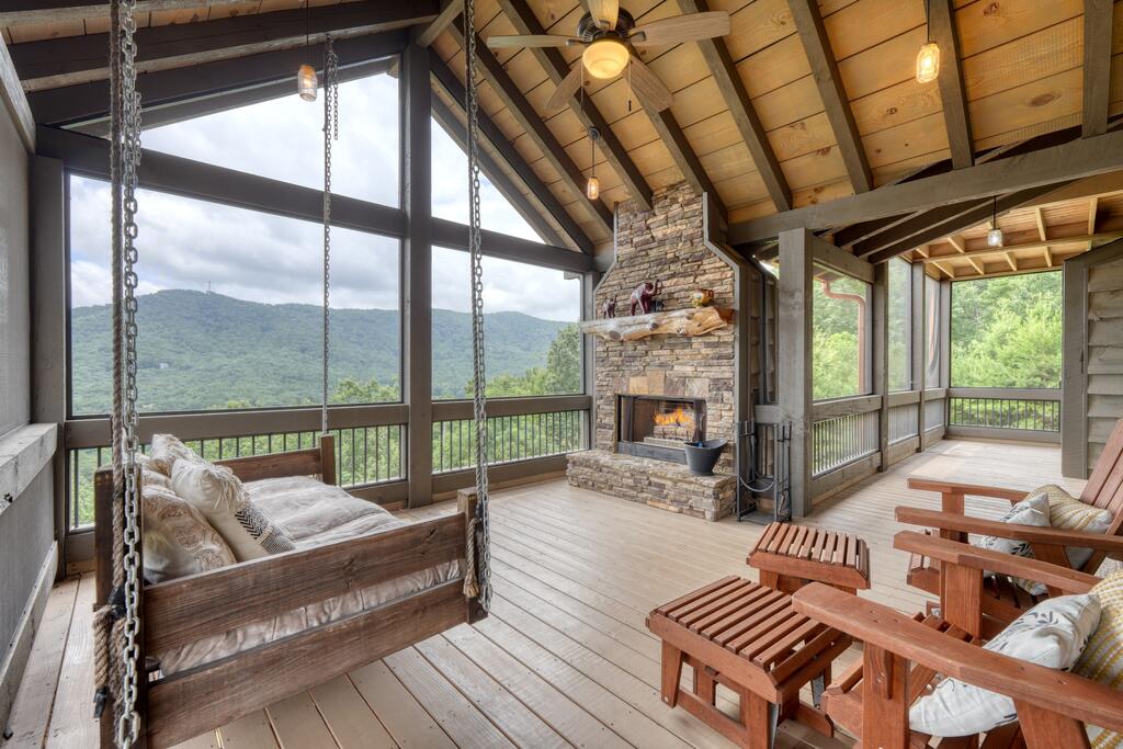 435393 Blue Ridge Active