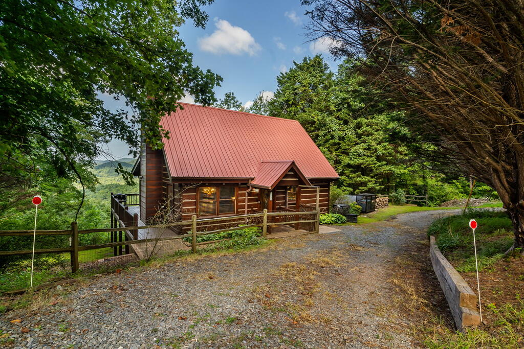 435394 Ellijay Active