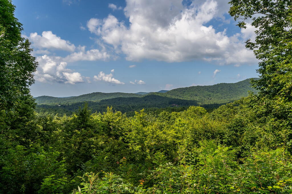 435394 Ellijay Active