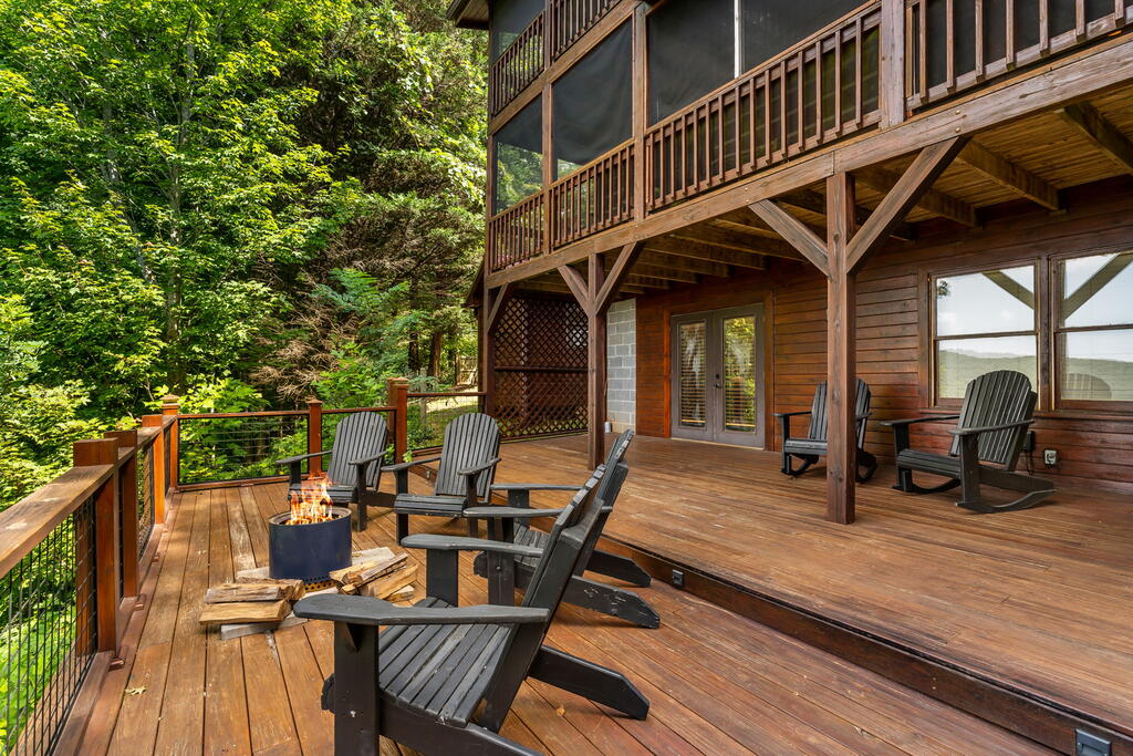 435394 Ellijay Active