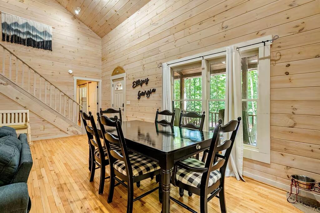 435398 Ellijay Active
