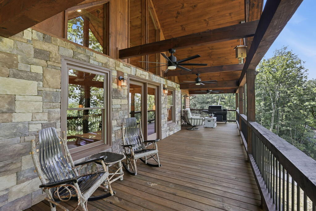 435402 Mineral Bluff Active