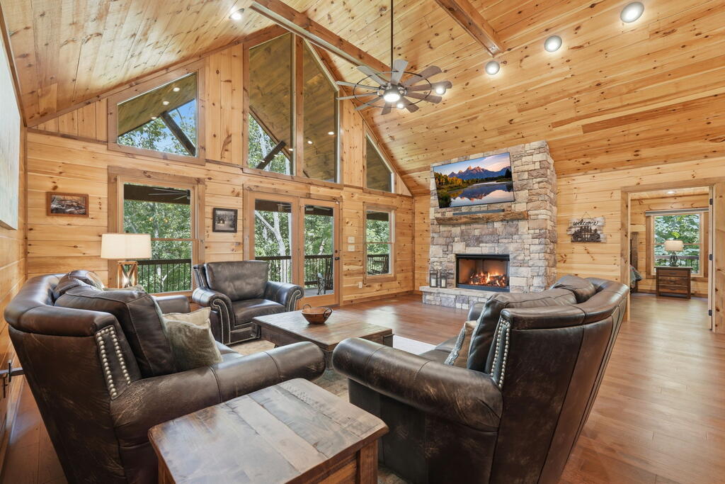 435402 Mineral Bluff Active