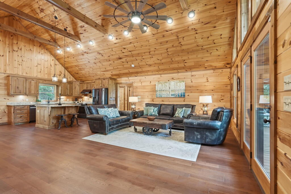 435402 Mineral Bluff Active