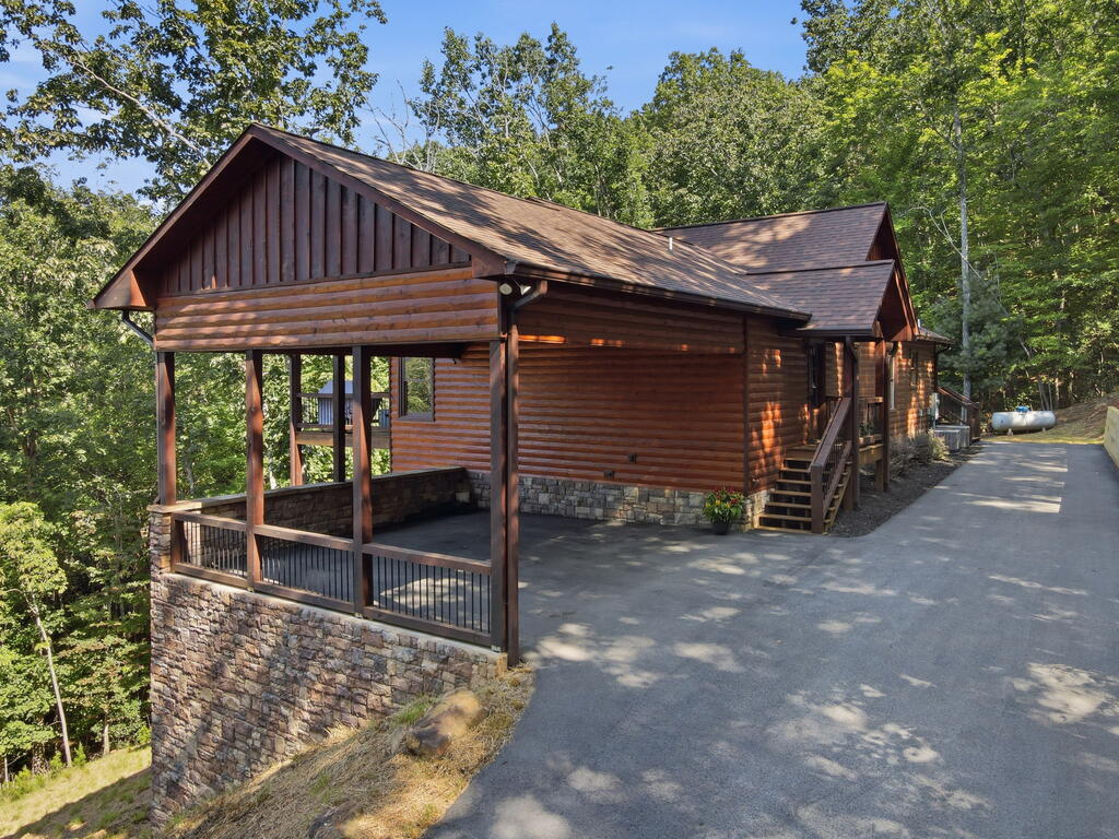 435402 Mineral Bluff Active