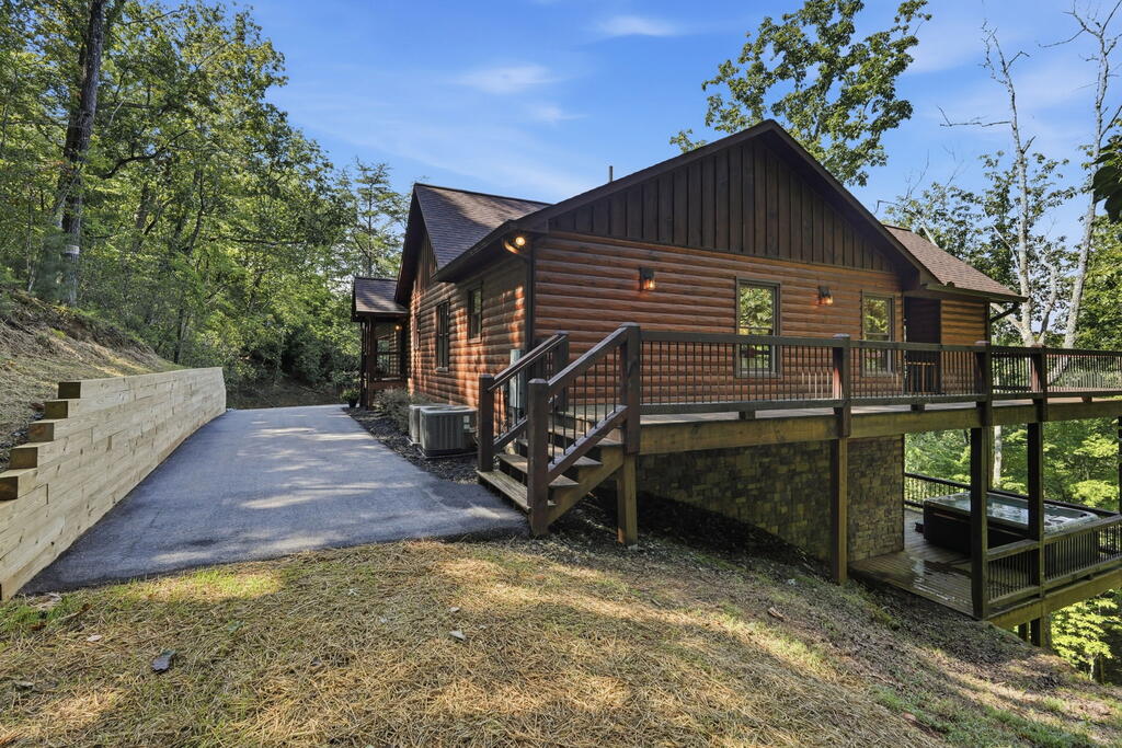 435402 Mineral Bluff Active