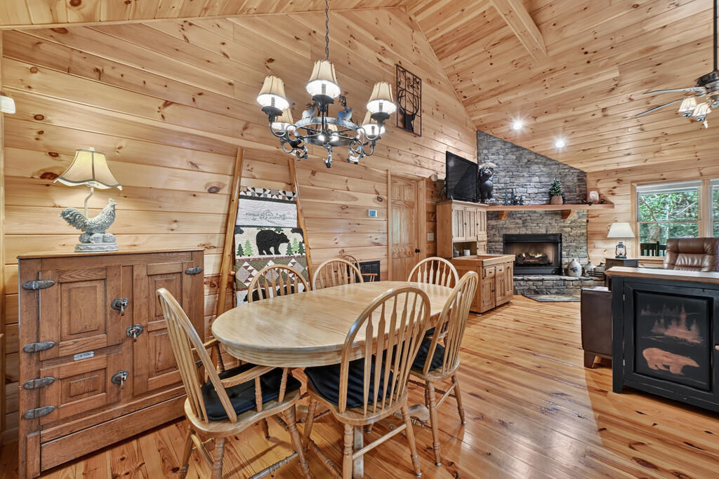 435410 Ellijay Active