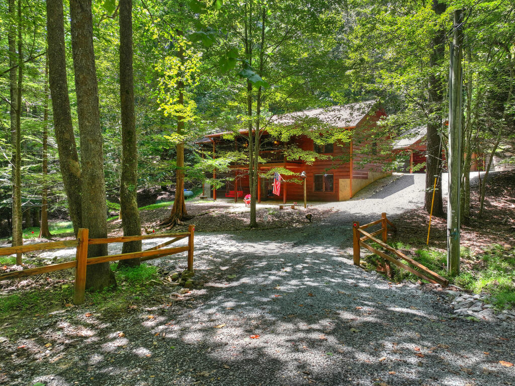 435410 Ellijay Active