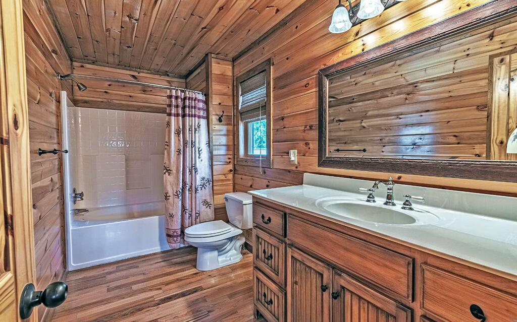 435414 Morganton Active