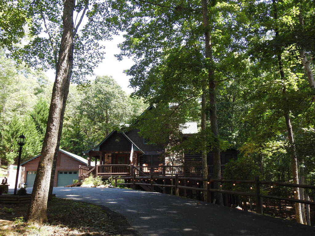 435414 Morganton Active