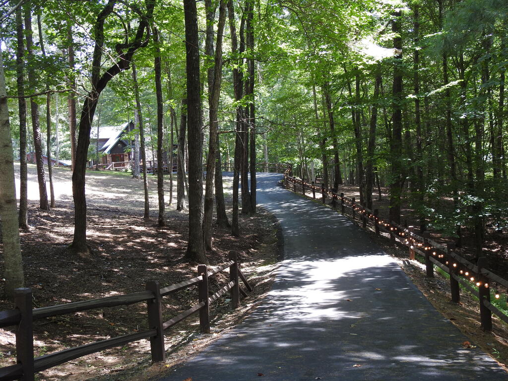 435414 Morganton Active