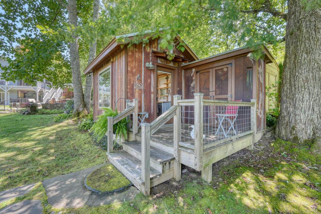 435423 Hayesville Active