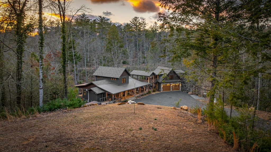 435430 Blue Ridge Active