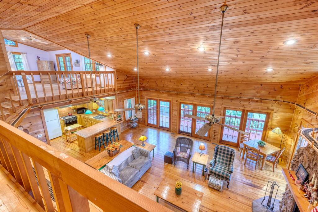 435437 Hiawassee Active