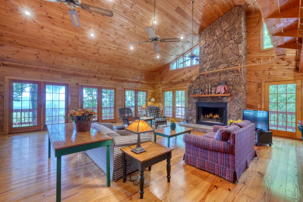 435437 Hiawassee Active
