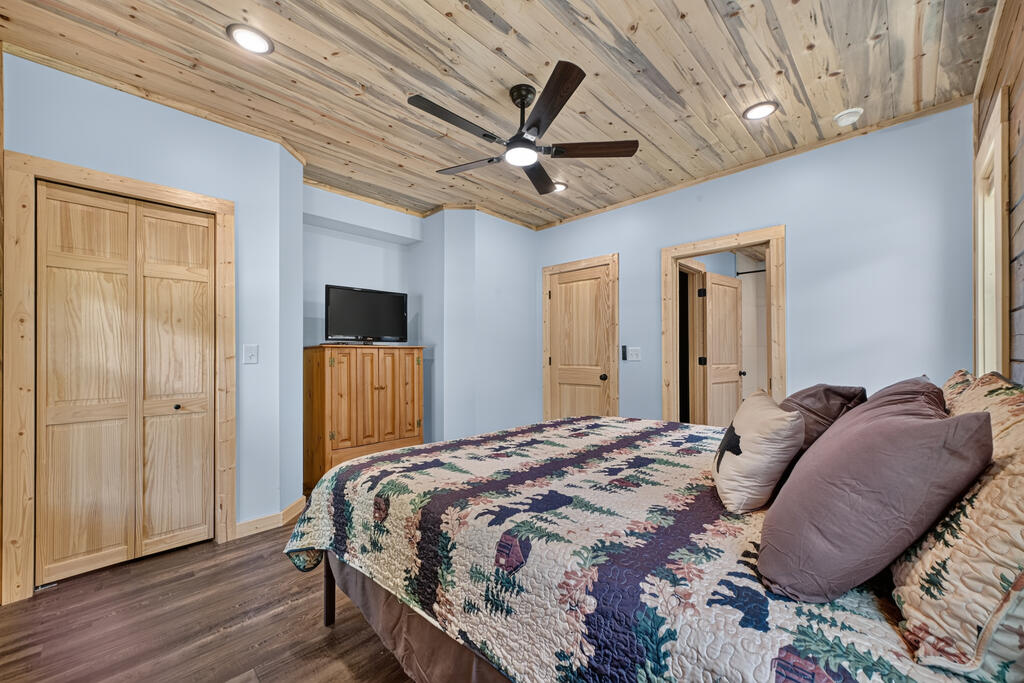 435442 Ellijay Active
