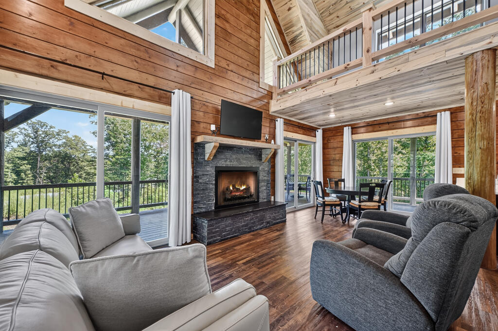 435442 Ellijay Active