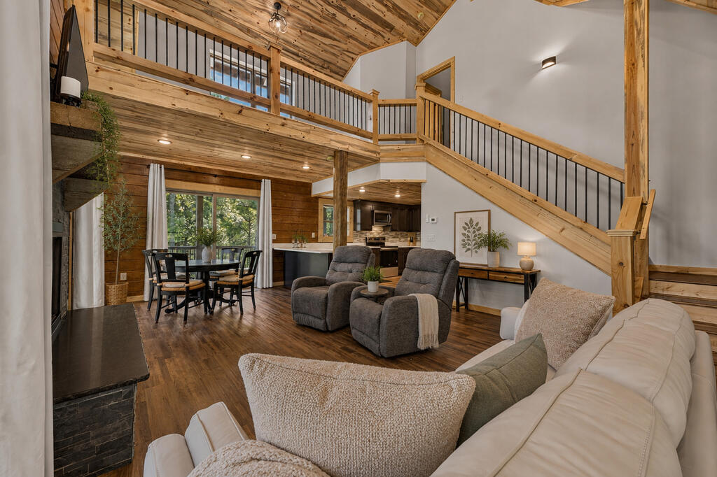 435442 Ellijay Active