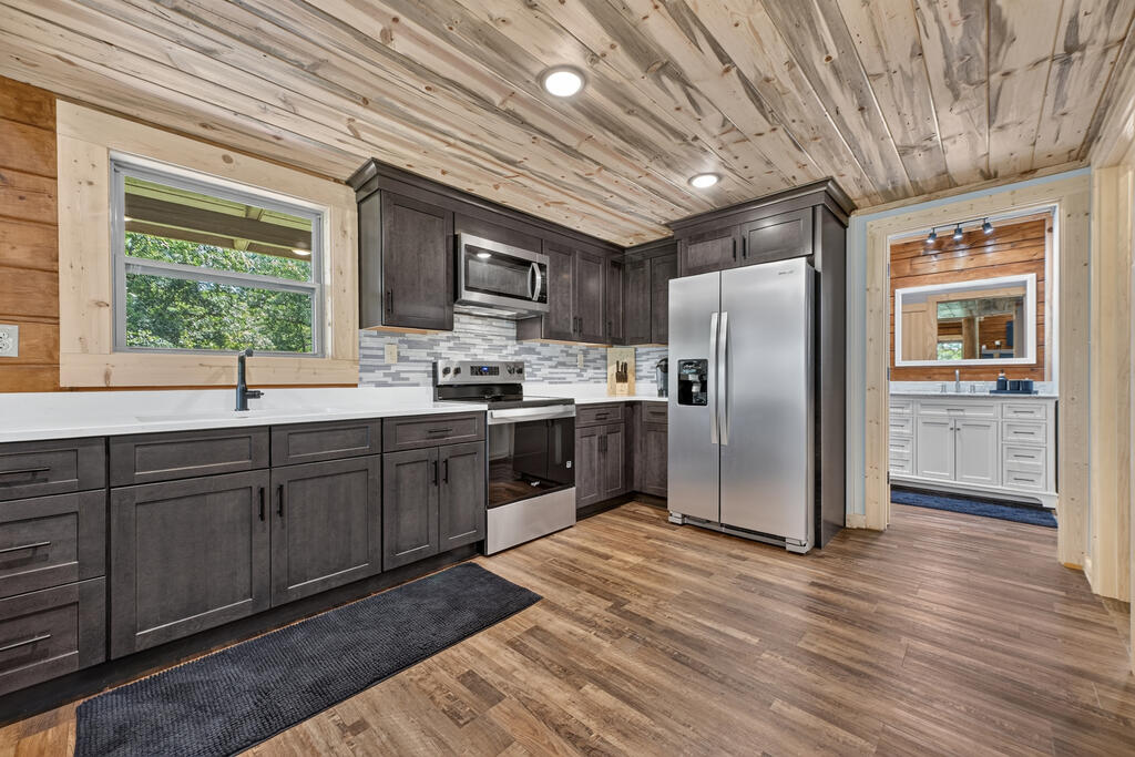 435442 Ellijay Active