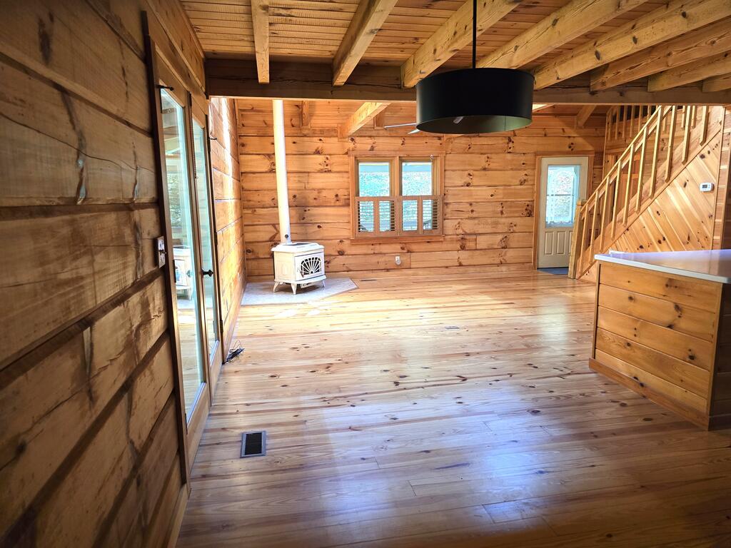 435455 Blue Ridge Active