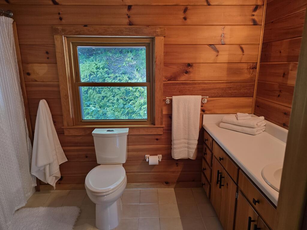 435455 Blue Ridge Active