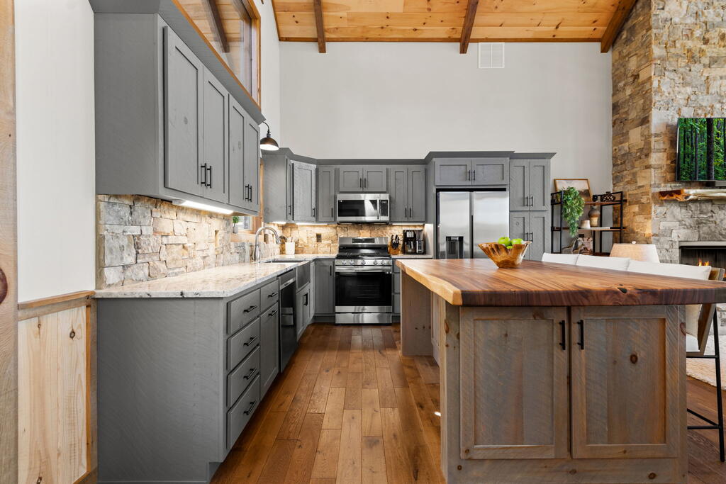 435456 Ellijay Active