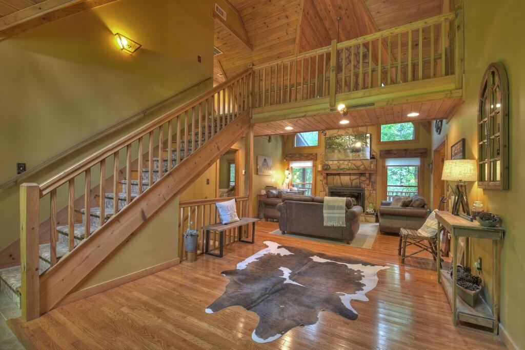435461 Ellijay Active
