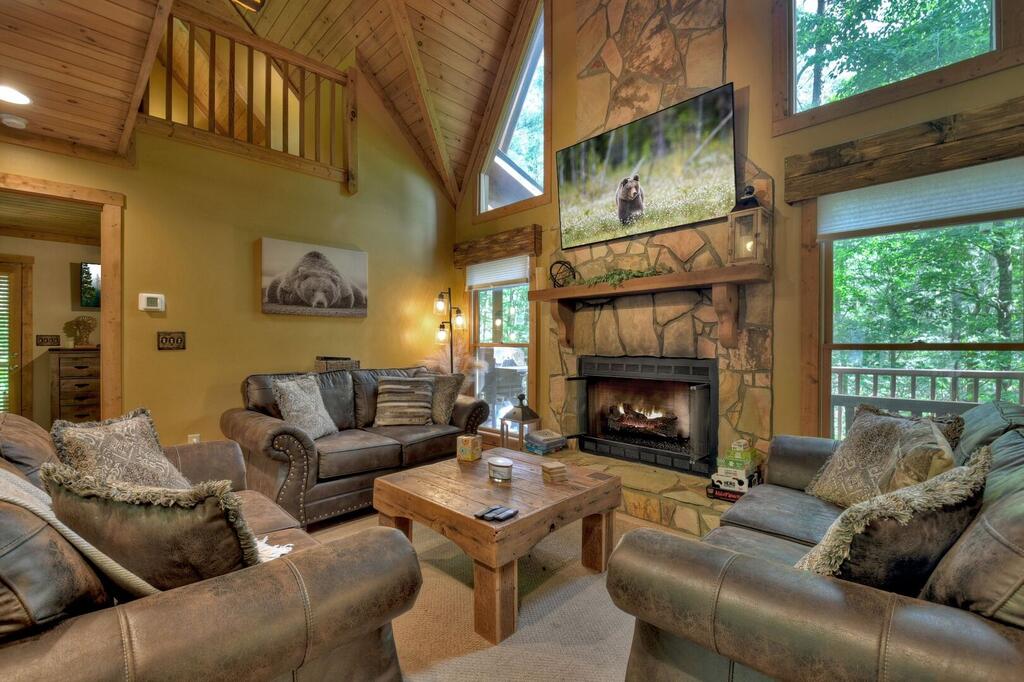 435461 Ellijay Active