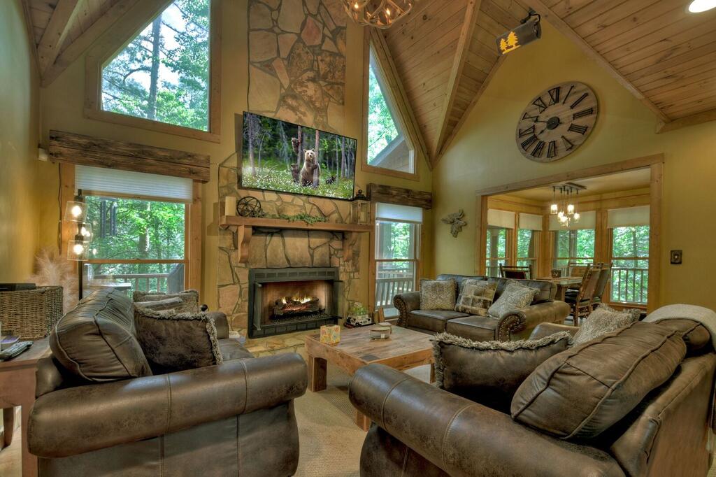 435461 Ellijay Active