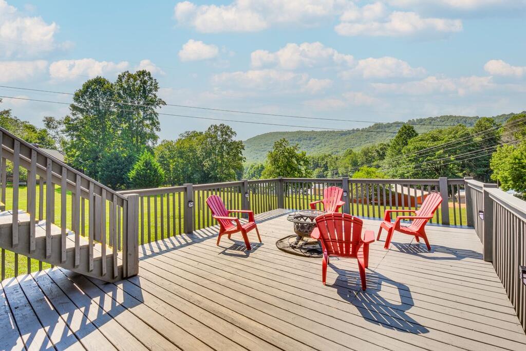 435490 Hiawassee Active