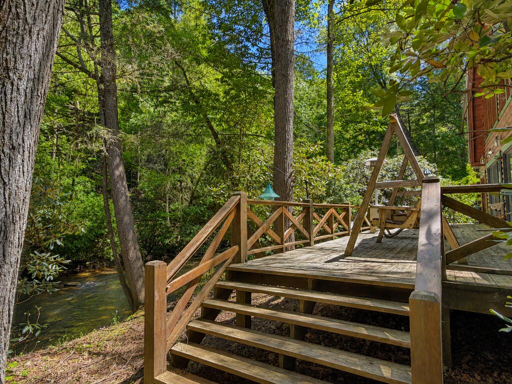 435514 Blue Ridge Active