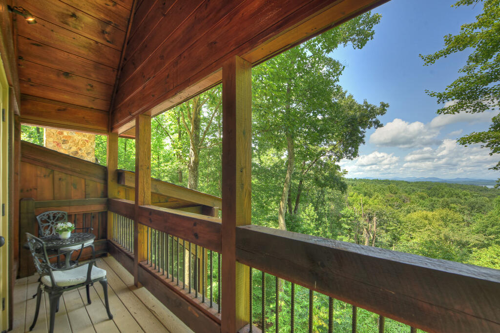 435517 Blue Ridge Active
