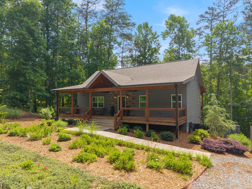 435526 Blue Ridge Active
