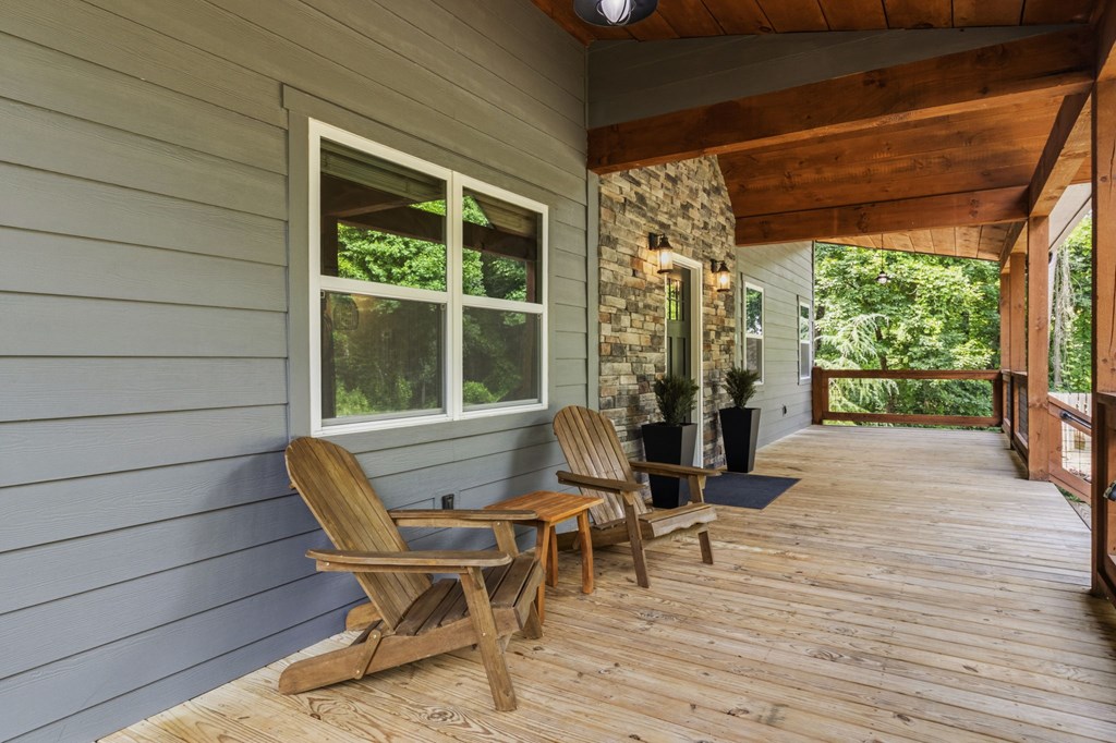435526 Blue Ridge Active