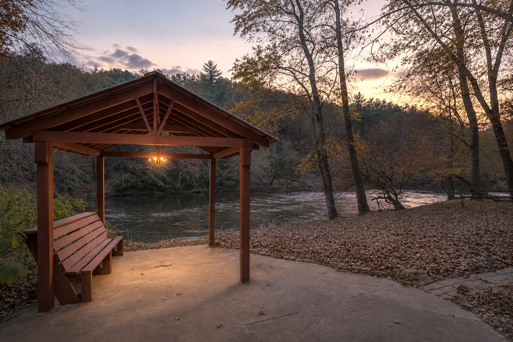 435528 Ellijay Active