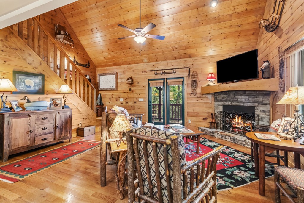 435530 Ellijay Active