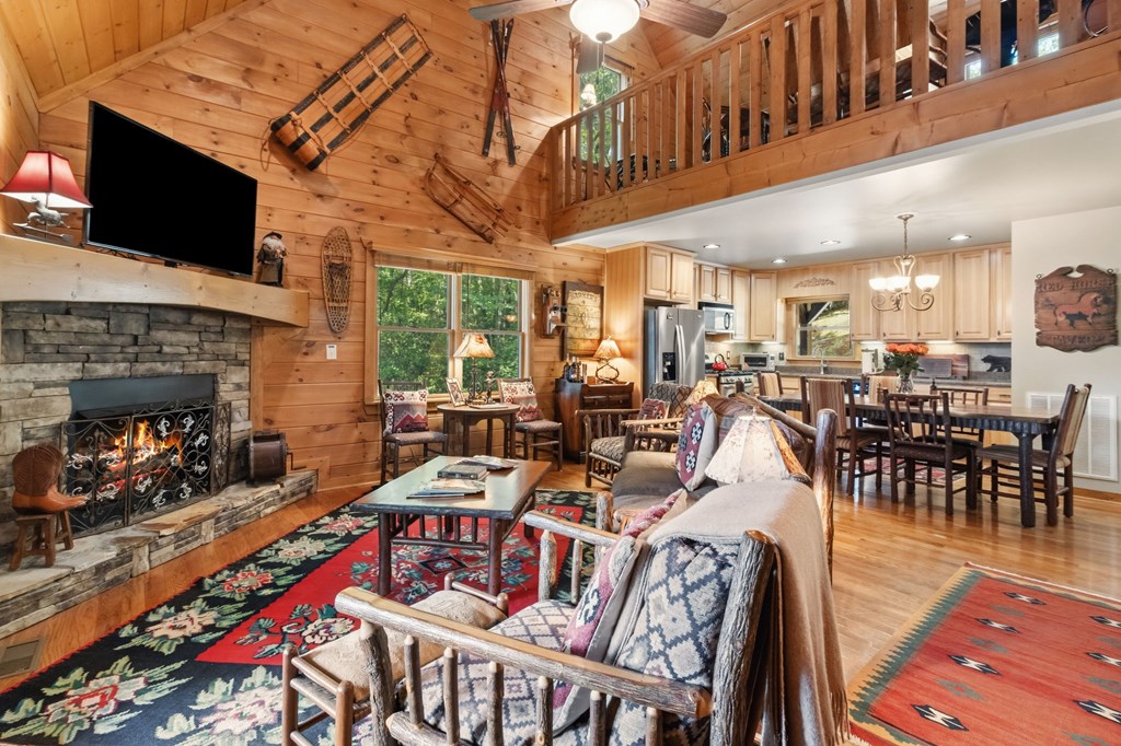 435530 Ellijay Active