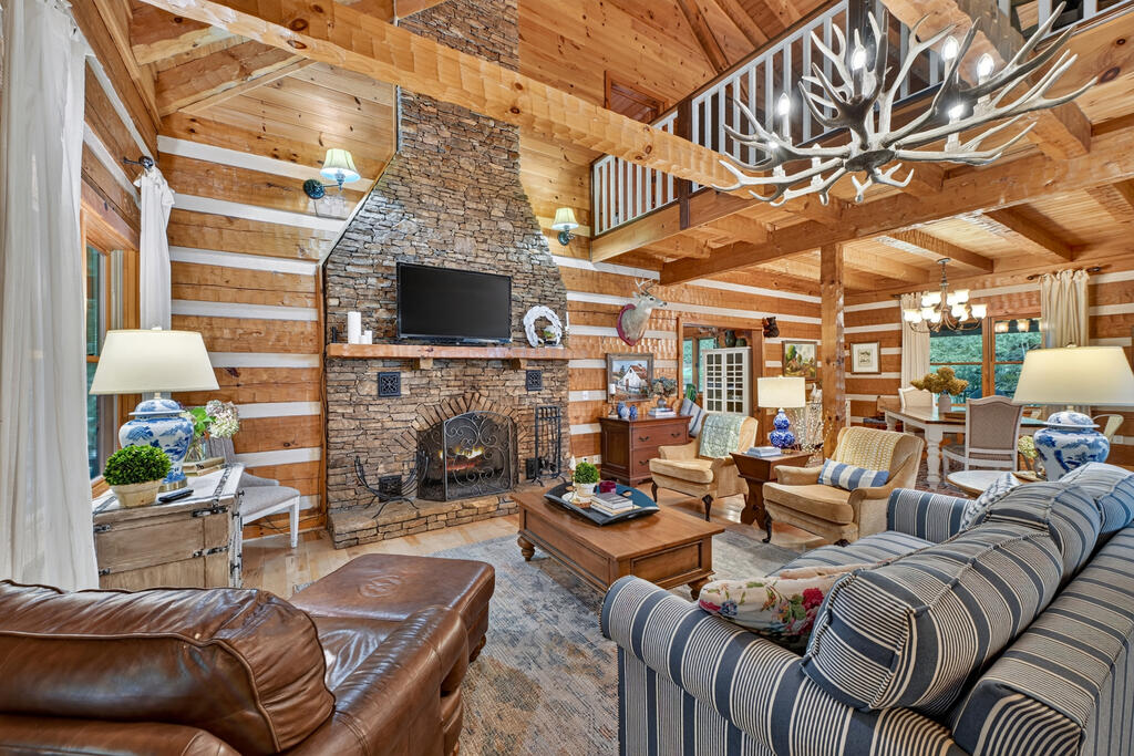 435545 Ellijay Active