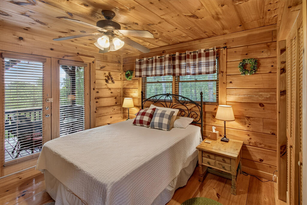 435554 Morganton Active