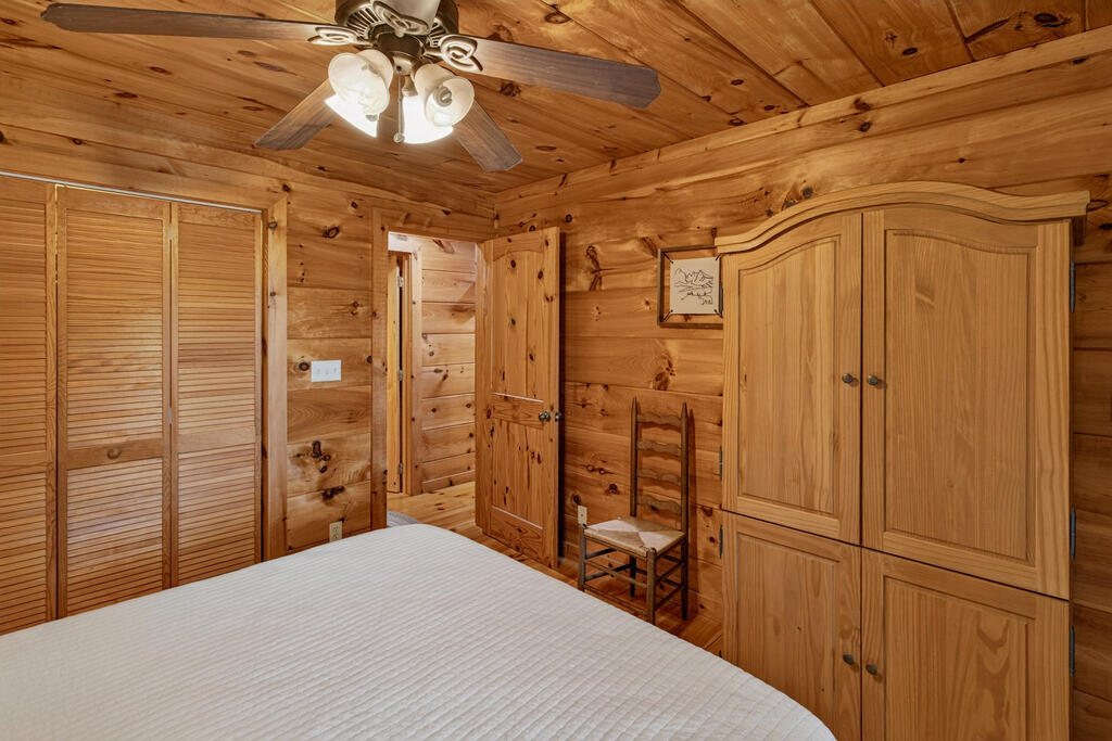 435554 Morganton Active