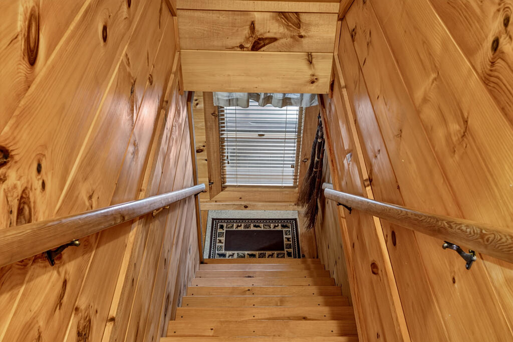 435554 Morganton Active