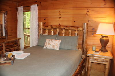 435557 Blue Ridge Active