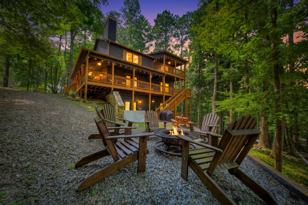435569 Ellijay Active