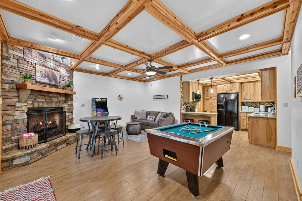 435569 Ellijay Active