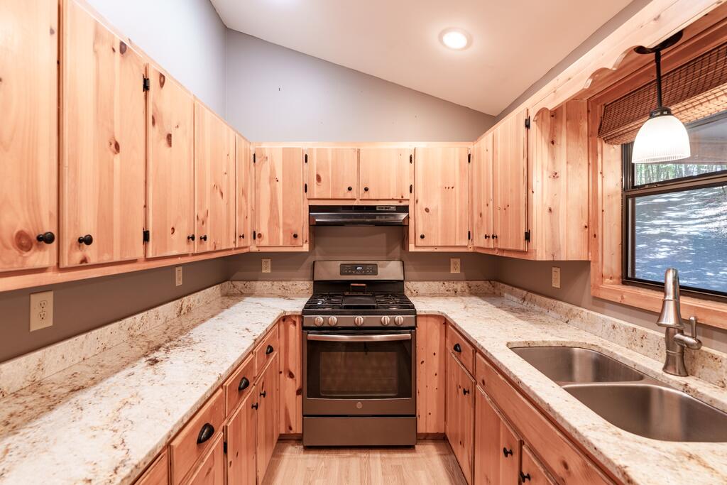 435570 Blairsville Active