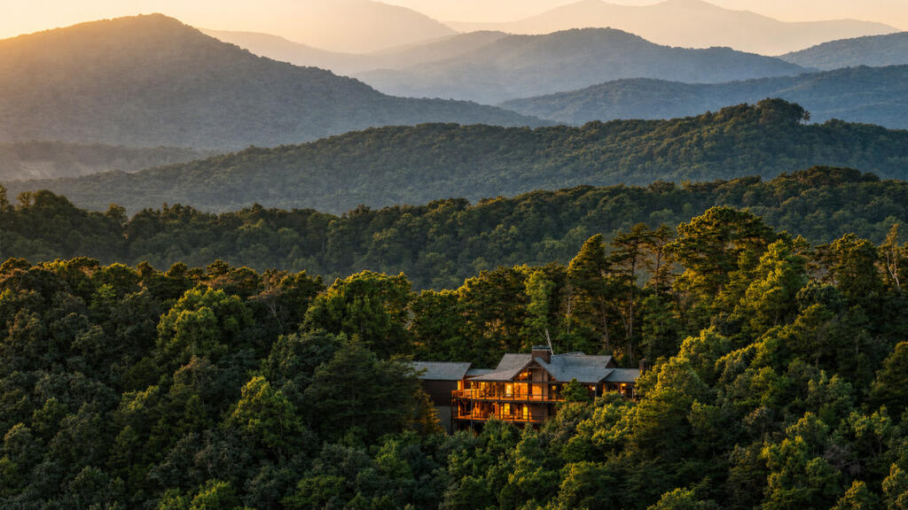 435586 Blue Ridge Active