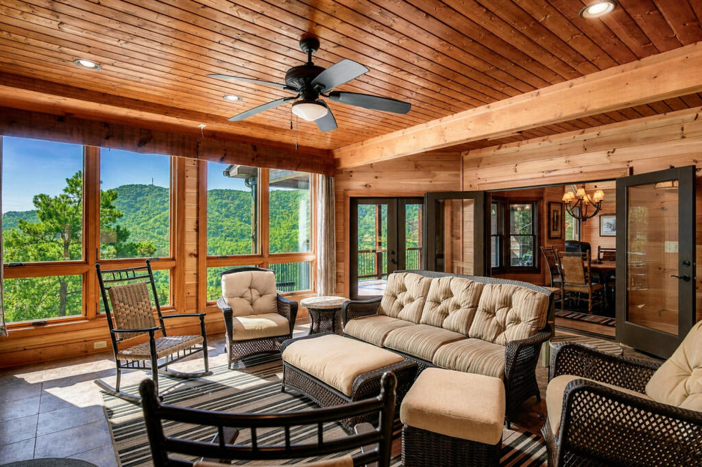 435586 Blue Ridge Active