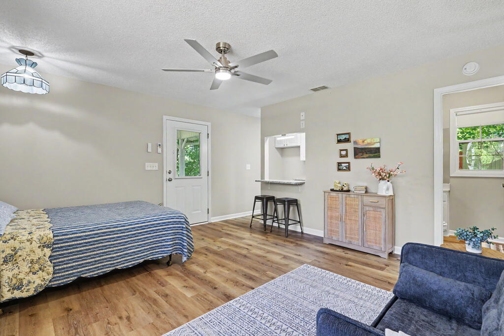 435598 Hiawassee Active