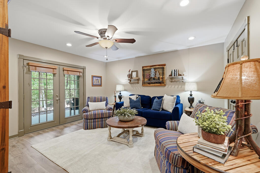 435614 Blue Ridge Active