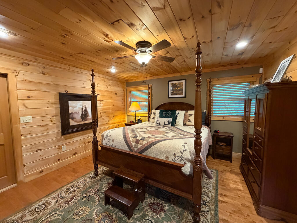 435639 Morganton Active